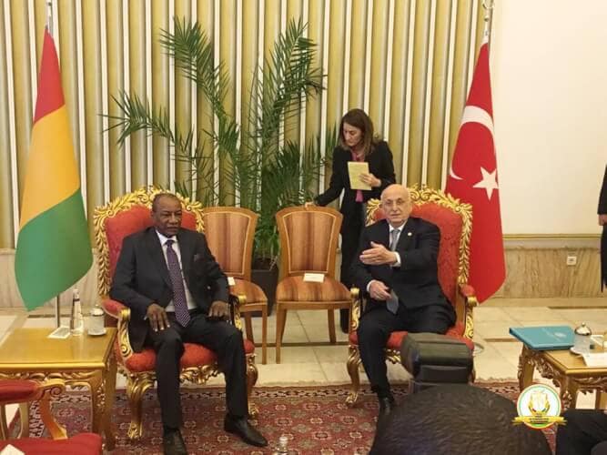 Le Président de la République, Chef de l'Etat, Alpha a été reçu par İsmail Kahraman, Président de l'Assemblée nationale turque.