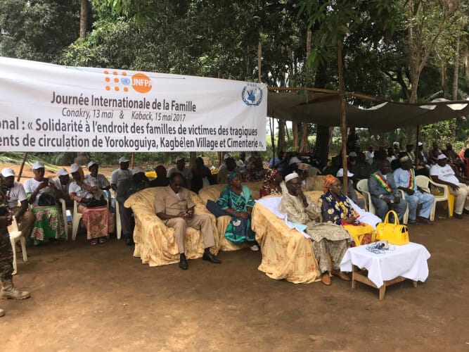 La Guinée célèbre la journée internationale de la famille sous le signe du recueillement auprès des familles des victimes d'accidents de la route