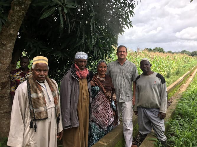 Le nouveau Conseiller Economique et Commercial John Stark a visité la région du Fouta