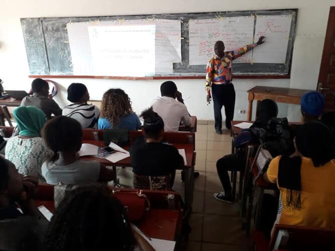 Entrepreneuriat: le ministère de la jeunesse forme 500 étudiants sortants à l'université Nongo Conakry