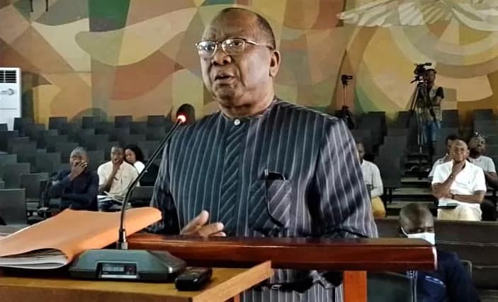 Oye-Guilavogui-a-la-barre-crief