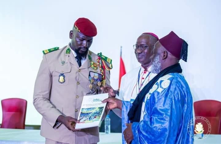 Corruption, vous avez dit corruption ? 1 FB IMG 1661639625343