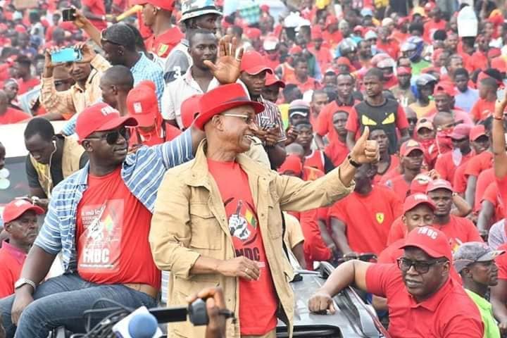 Cellou Dalein Diallo à la marche du FNDC