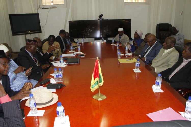 LE GROUPE DE CONCERTATION PERMANENT CHEZ LE CHEF DE LA DIPLOMATIE GUINEENNE.