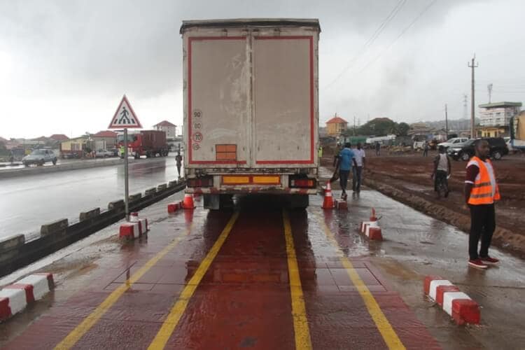 Le poste de pesage de FRIGUIADI