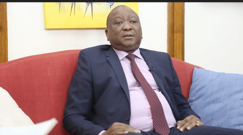 INSIDE AVEC OYE GUILAVOGUI, MINISTRE DES TRANSPORTS