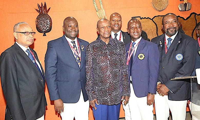 Le Président Alpha Condé reçoit Les Lions Club de Guinée 1 B7E27C86 4C1B 44F2 8360 887F4C5F4A3D