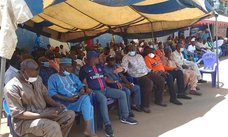 un dernier hommage à feu Lahassana Youla ancien membre du Comité Exécutif de la Feguifoot et ancien chef de Département Compétitions à la Ligue Guineenne de Football Professionnel. 1 FB IMG 1598194225586