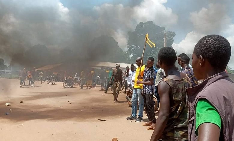 Attention, il y a danger ! Les violences qui ont démarré à Kankan, pourraient nous mettre dans une situation compliquée si rien n’est fait maintenant. 1 FB IMG 1602609622418