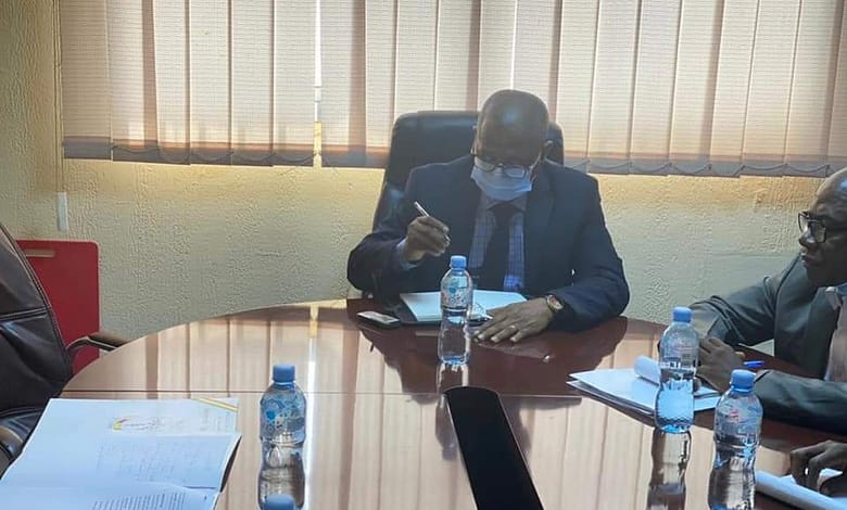 Le Ministre Roger Patrick Milimono a échangé avec le Coordonnateur Général du Projet de Développement Agricole Intégré en Guinée (PDAIG) 1 FB IMG 1613554844394