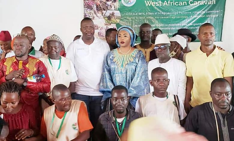 Des caravaniers venus de quatorze (14) pays de l'Afrique de L'ouest, étaient de passage ce vendredi 03 décembre dans la ville de Dubreka. 1 FB IMG 1638634085632