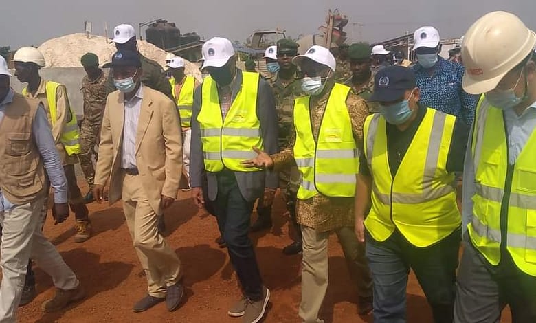 Le Ministre Abé SYLLA visite les chantiers de l'OMVG à Boké 1 FB IMG 1639765530790