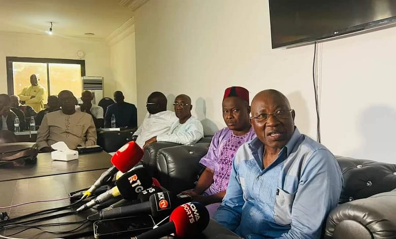 FEGUFOOT : La Liste du G47 sous le parrainage de M. Antonio Souaré 1 FB IMG 1698429973501 jpg