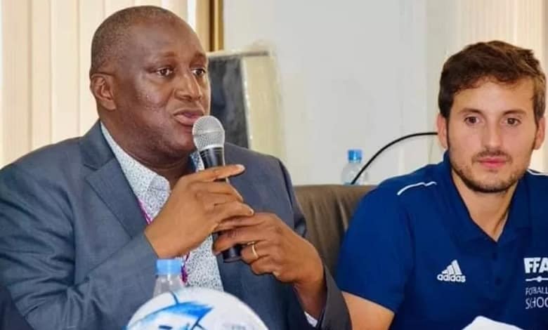 Crise et Changement dans le Football Guinéen : L’Avenir Incertain de la FGF sous la Gestion Temporaire de Lancinet Kabassan Keita 1 20231127 105445 jpg