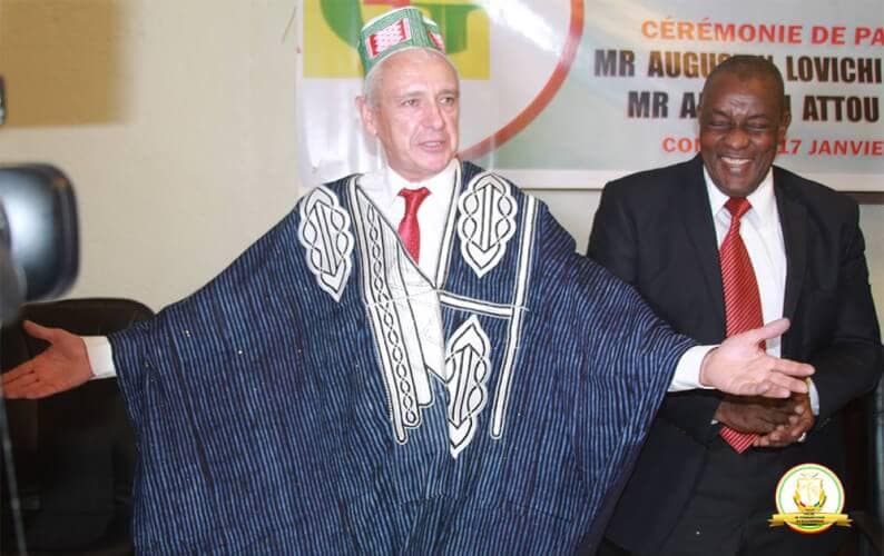 EDG : Abdenbi Attou prend officiellement les commandes de l'administration générale de l'électricité de Guinée