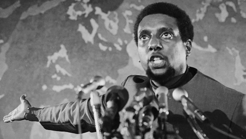 le militant afro-américain Stokely Carmichael