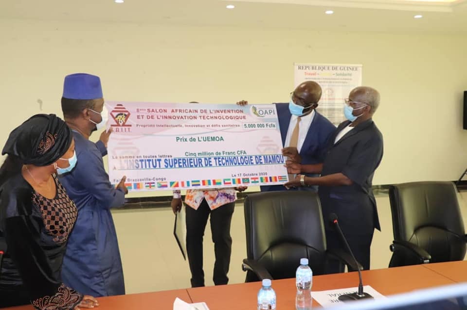 MESRS : CEREMONIE DE PRÉSENTATION DU BREVET D'INVENTION DE L'INSTITUT SUPÉRIEUR DE TECHNOLOGIE DE MAMOU