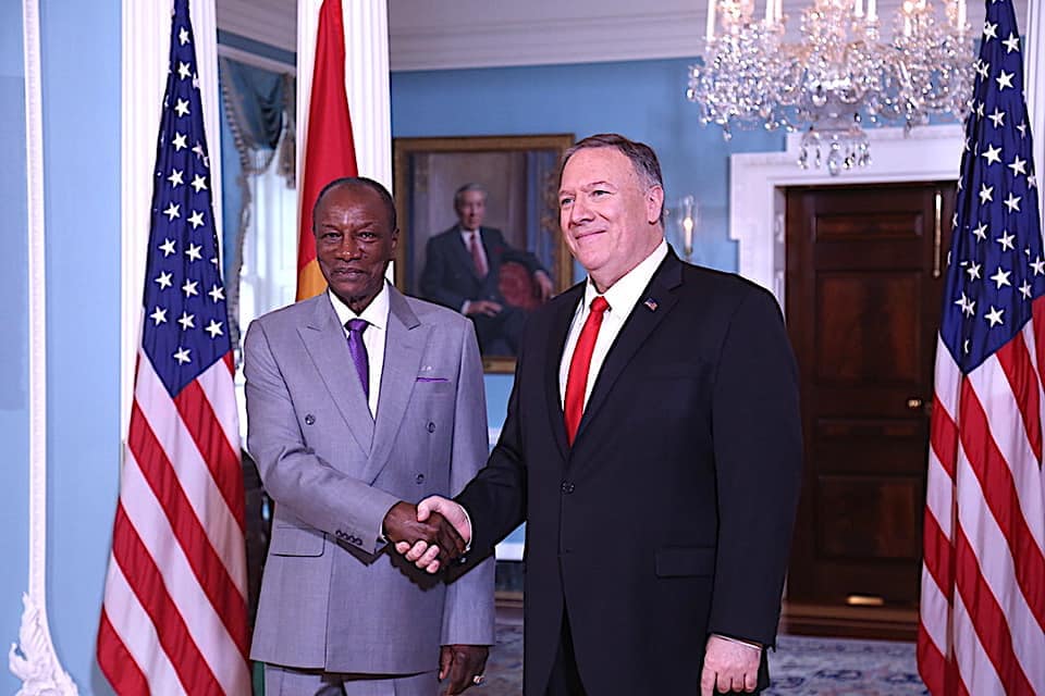 Alpha Condé et Mike Pompeo