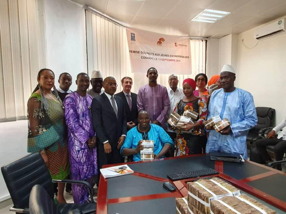 11 milliards de francs guinéens à 5 entreprises