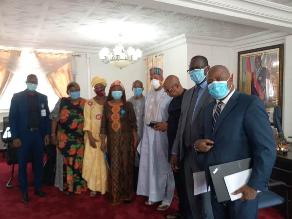 le Ministre de l'éducation nationale et de l'alphabétisation reçoit des partenaires techniques et financiers de l'éducation.