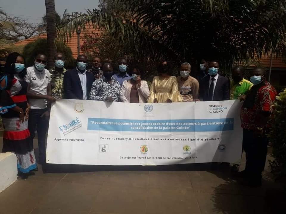 Assiatou Baldé a présidé la 2ème réunion du comité de pilotage du projet « Foniké Entrepreneurs sociaux pour la paix en Guinée » à l’hôtel Riviera