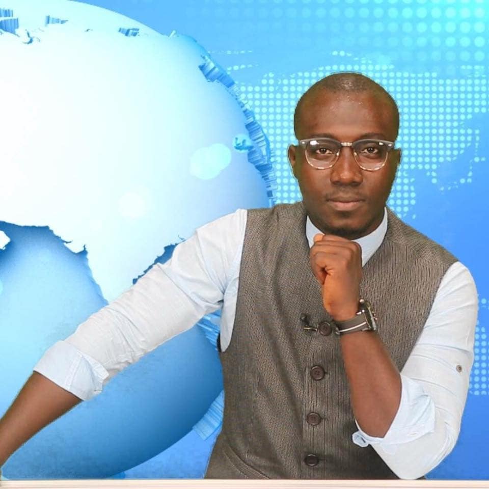 Damaropremier Camara journaliste animateur télé à espace tv Guinée et créateur de l'autre journal